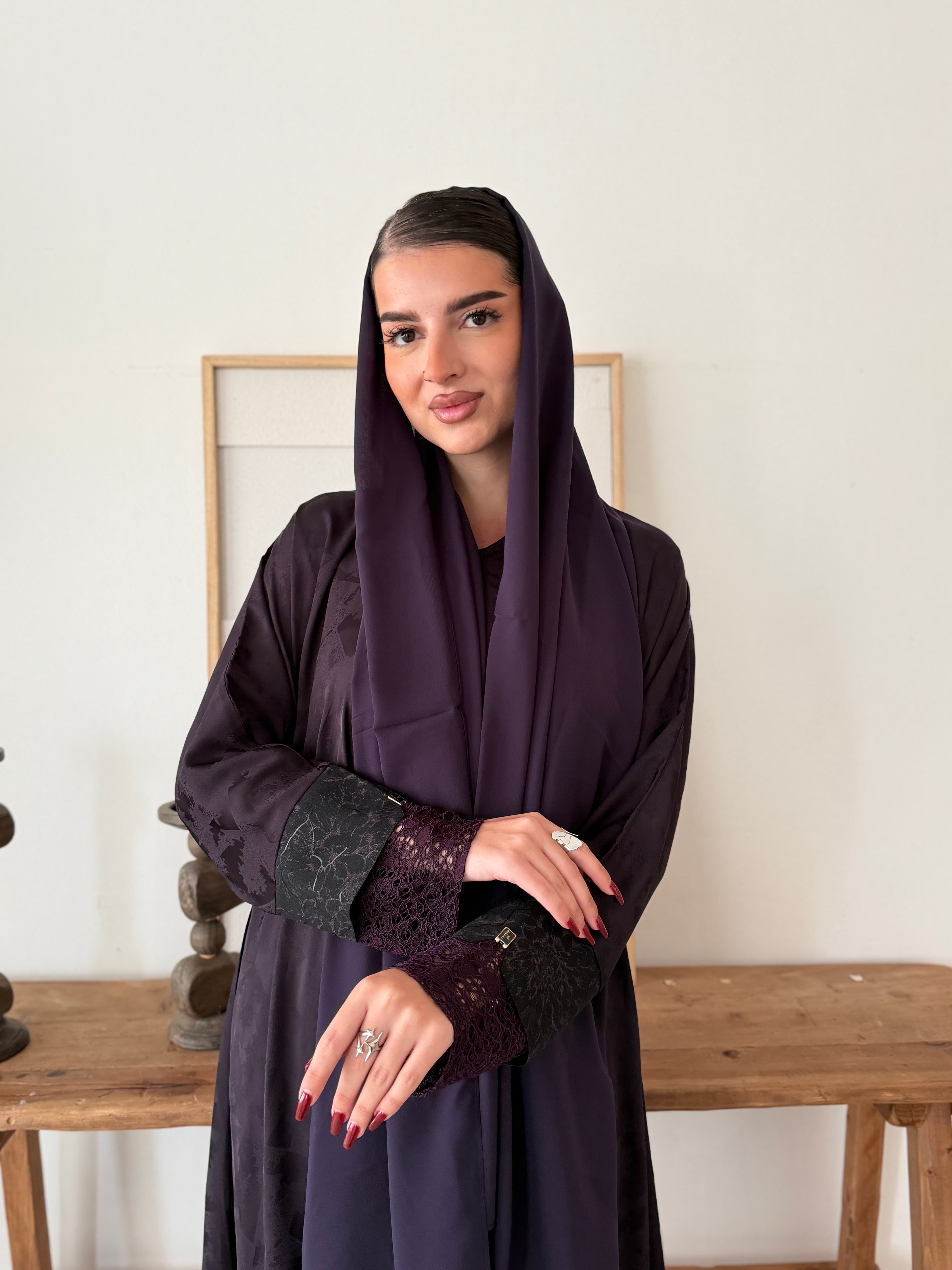 عباية دانتيل ماريا موف